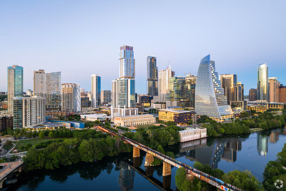 North Austin estate-planning attorney meeting with clients